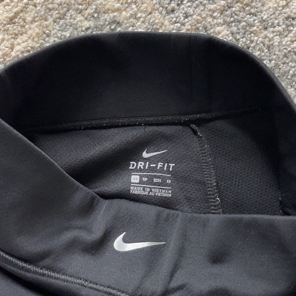 Nike Pro Joggers - Picture 3 of 3